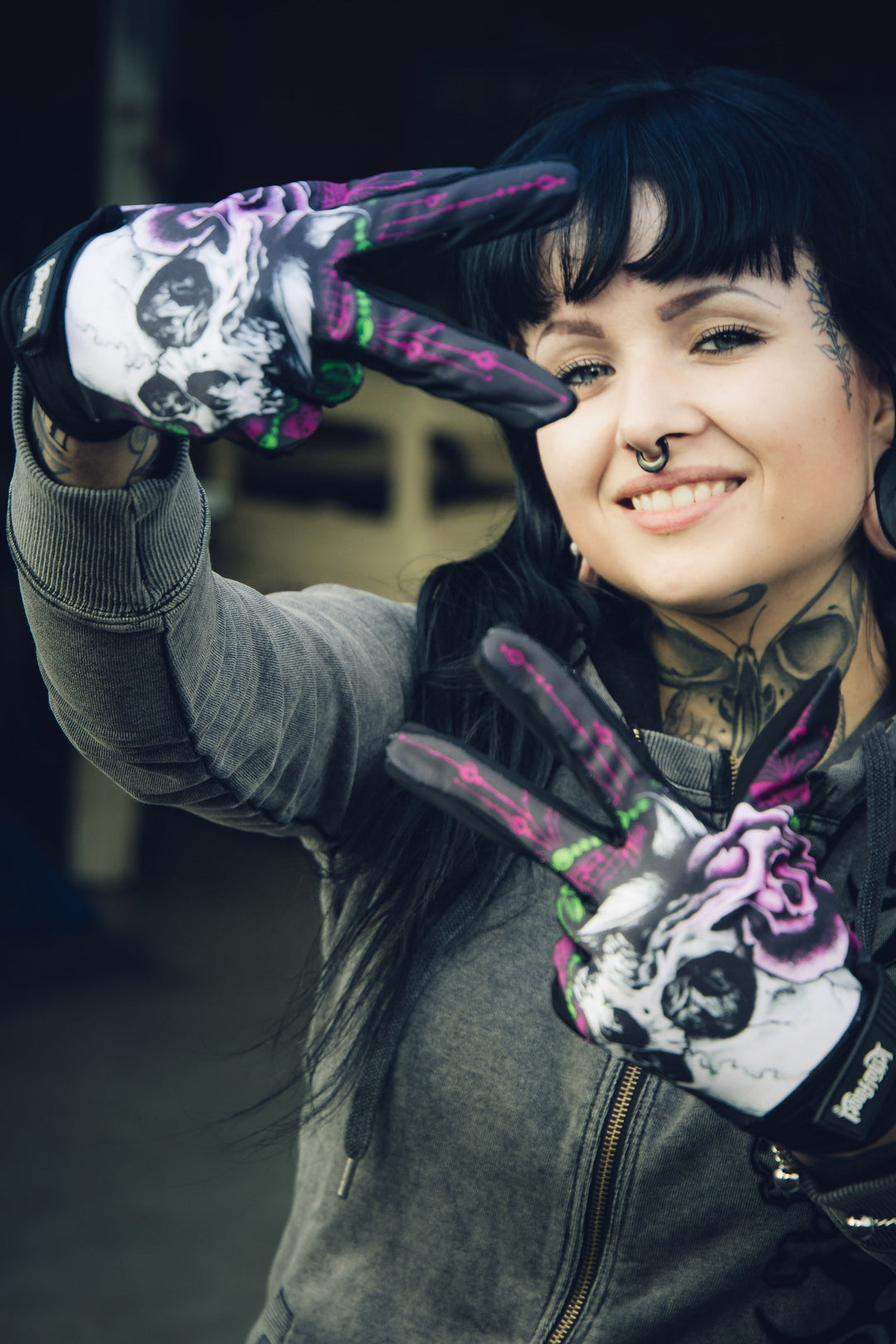 Floral Rose Skull Women's Gloves