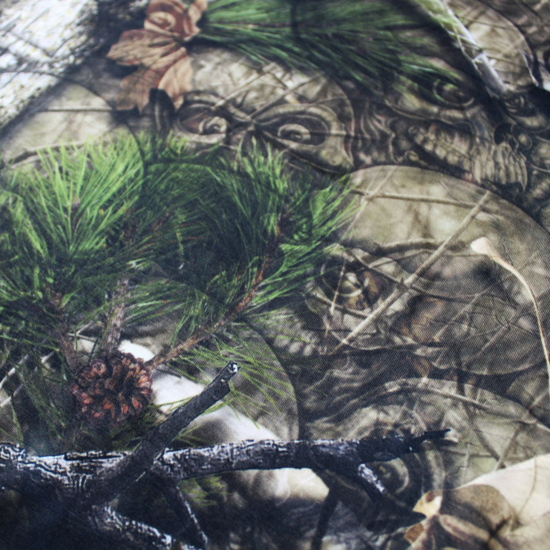 Women Backwoods Skull Camo Womens V Neck T- Shirt